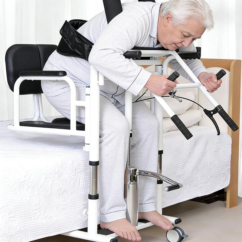 Vuoteen vieressä oleva siirtotuoli